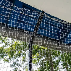 TIAKI lenktas teleskopinis stulpas kačių tinklams, Ekonominis rinkinys: teleskopinis strypas, lenktas + sienos spaustukas — 2 nuotrauka
