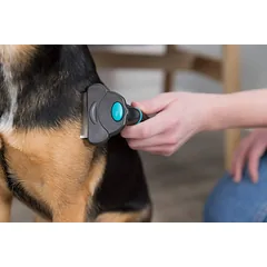 Trixie Carding Groomer šukos apatiniam kailiui šunims ir katėms prižiūrėti, 7×15 cm — 3 nuotrauka