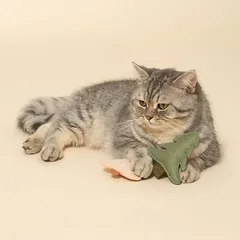 TIAKI Katzenspielzeugset Weihnachtsbaum & Glöckchen