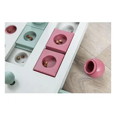 3.5_4596 TRIXIE Cat Activity Brain Mover strateginis žaidimas, 25x20 cm, 1 vnt. — 2 nuotrauka