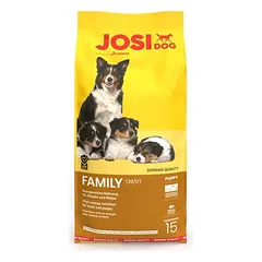 JosiDog Family mit Huhn