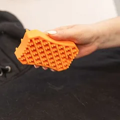 Wahl® guminis šepetys Sheddy, oranžinė, apie L 23 x B 10 x H 4 cm — 2 nuotrauka