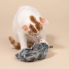 TIAKI žaislas katėms Koala su silvervine lazdelėmis, 1 vnt. — 4 nuotrauka