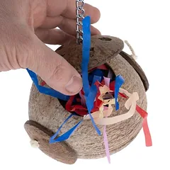 TIAKI kokoso riešuto kabinėjimo ir ėdimo žaislas paukščiams, apie Ø 15 x H 30 cm — 5 nuotrauka