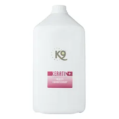 K9 Keratin+ Moist Conditioner - intensyviai drėkinantis kondicionierius šunų ir kačių kailiui, su keratinu, koncentratas 1:40, 300ml — 3 nuotrauka