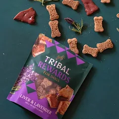 Sausainiai šunims su kepenėlėmis ir levandomis – Liver & Lavender, 125 g – Tribal Rewards