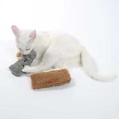 zooplus Basics žaislų katėms rinkinys Bebras, 2 vnt. pakuotė — 5 nuotrauka