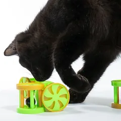 zooplus Basics žaislų katėms rinkinys, ritinėjimosi narveliai, 4 vnt. — 3 nuotrauka