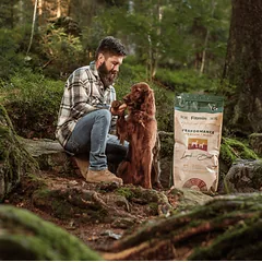 Fitmin Medium Maxi Light Senior Lamb & Beef sausas maistas šunims 12 kg — 4 nuotrauka
