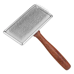 Show Tech Slicker Brush Rosewood M - pudelio šepetys, pagamintas iš raudonmedžio