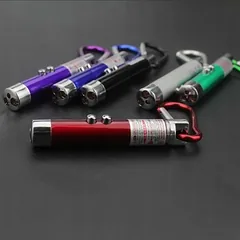 Magic Cat lazerinis rodyklės ir žibintuvėlio 2in1 žaislas katei — 2 nuotrauka