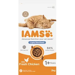 IAMS sausas maistas sterilizuotoms katėms su vištiena, 2 kg