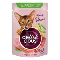 Delickcious™ gabaliukai drebučiuose katėms – ėriena, vištienos filė ir šparaginės pupelės (konservai)