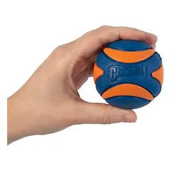Chuckit! Ultra Squeaker kamuoliukas su pypsėjimu, žaislas šunims, Dydis M: Ø 6,4 cm — 4 nuotrauka