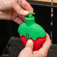 TIAKI žaislas šuniukams Braškė, L 11,5 x B 9,5 x H 4 cm — 4 nuotrauka